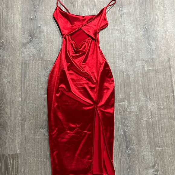Windsor Dresses Windsor Red Cut Out Dress Front Slit Satin Xs Poshmark